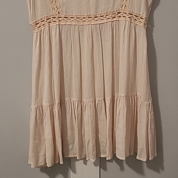 POL Cream Button-Dow Crochet Lace Flutter Sleeves Tunic Boho Blouse Top Wmns M - Picture 10 of 16